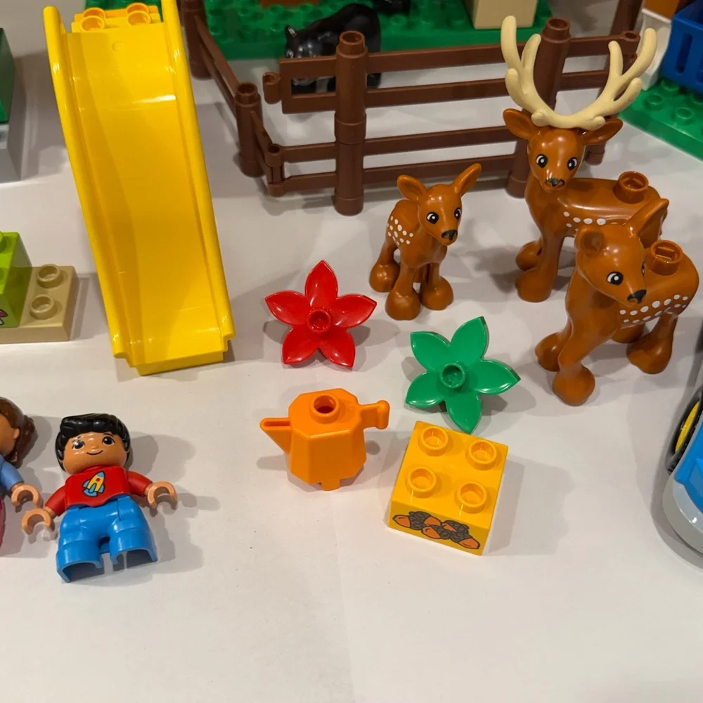 LEGO Duplo park forest play Adventure Set - Multicolor